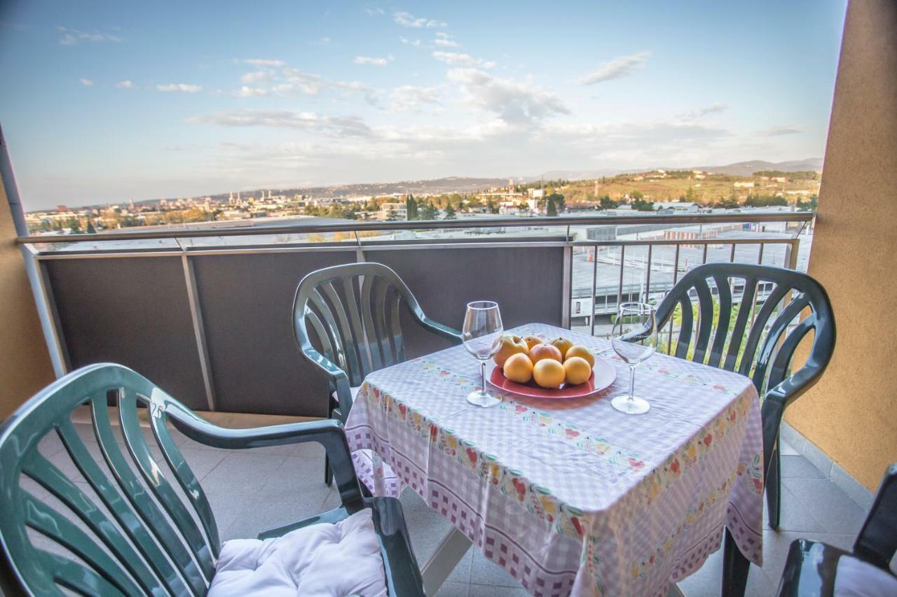 Apartment Mountain And Sea View Копер Екстер'єр фото